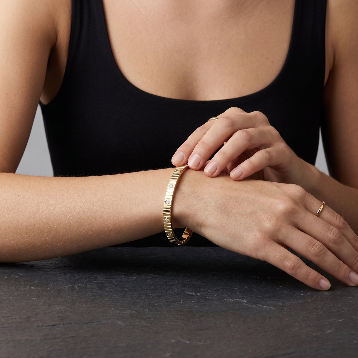 Ribbed Crystal Golden Bangle