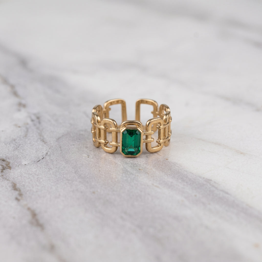 Emerald-Cut Green Gem Chain Ring